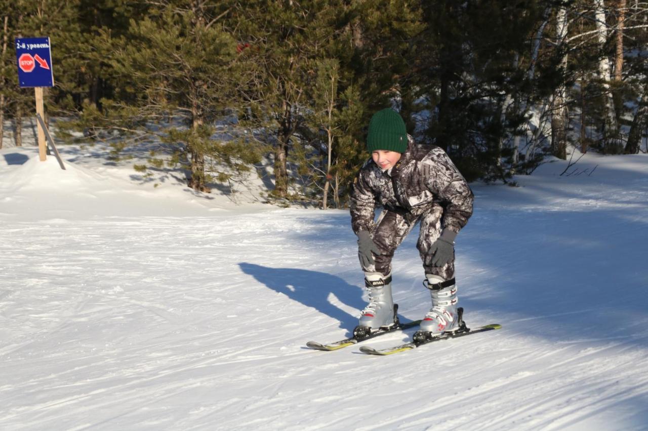 Orman Ski Shchuchinskiy المظهر الخارجي الصورة